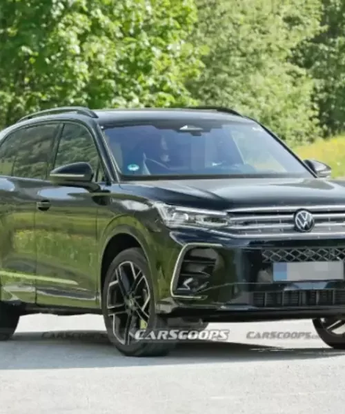 Volkswagen вивів на тести модернізований Tiguan