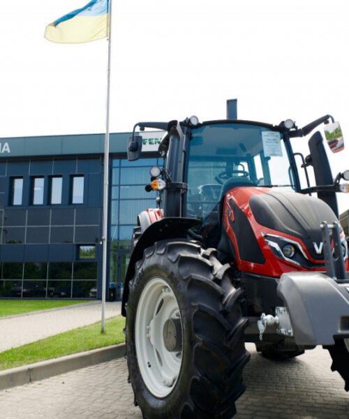 В Україні відбулась перша презентація нової лінійки тракторів Valtra