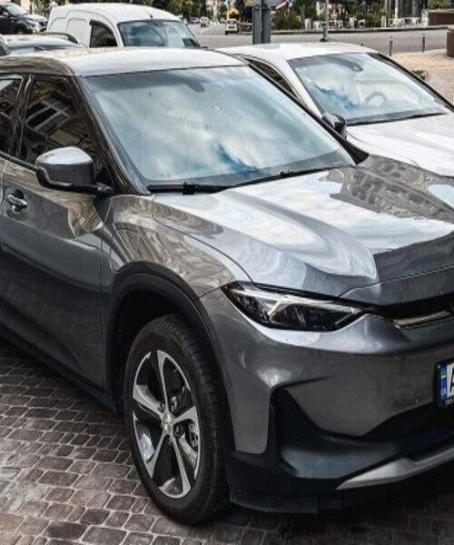 В Україні з’явилися дешеві електрокросовери Chevrolet із запасом ходу понад 500 км