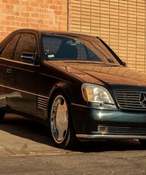 Незвичайний аукціон: унікальний Mercedes Майкла Джордана продадуть за $23