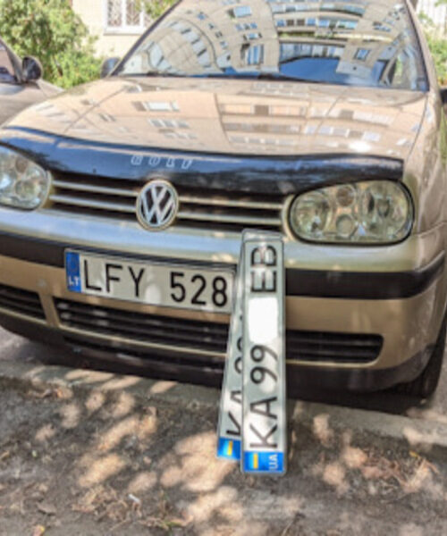 Українці ввезли рекордну кількість вживаних авто: найпопулярніші моделі червня