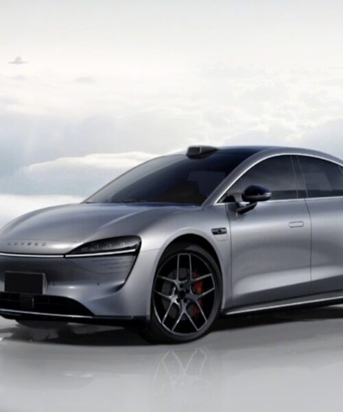 Представлений перший автомобіль Huawei та Chery