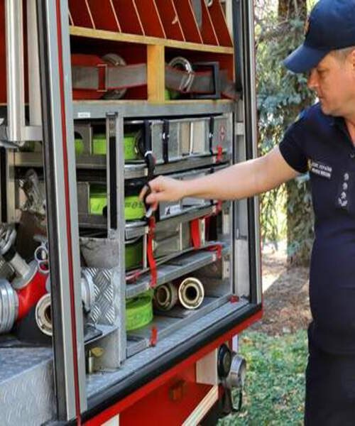 У Дніпрі з’явився спецавтомобіль для порятунку тварин