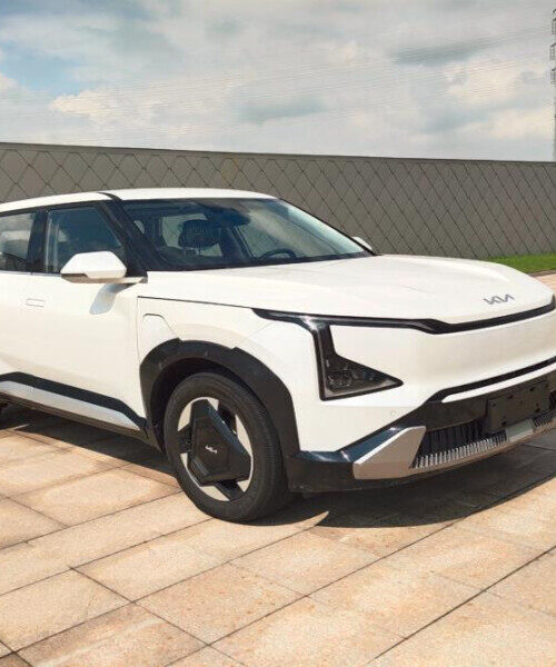 Розсекречено серійний електрокросовер Kia EV5
