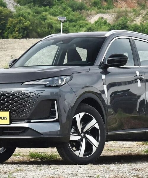 В Україні може з’явитися доступний китайський кросовер Changan за $13700