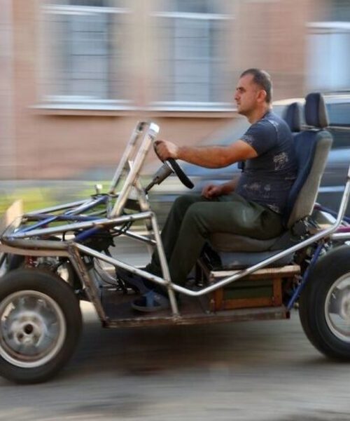 Львівське училище розробило для військових особливе електробагі