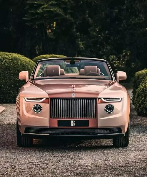Продали Rolls-Royce за 28 мільйонів доларів