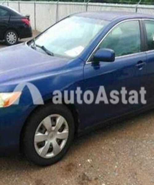 Реалії автоаукціонів у США:  Toyota Camry купили за 25 доларів
