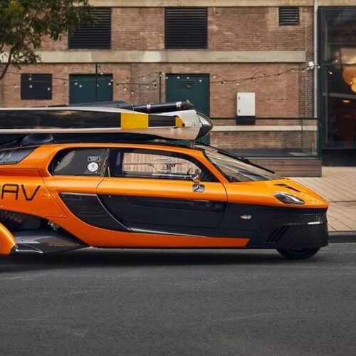На ринок виходить літаючий автомобіль – Liberty