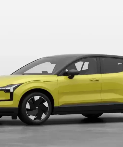 Новий Volvo EX30 отримав схвальні відгуки ще до початку поставок