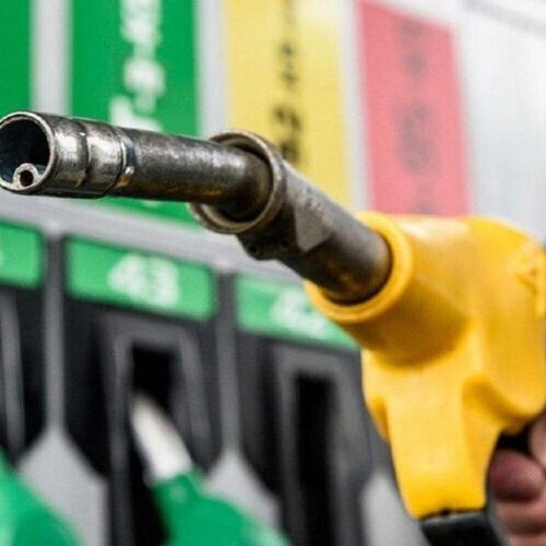 АЗС почали змінювати цінники на бензин та дизель
