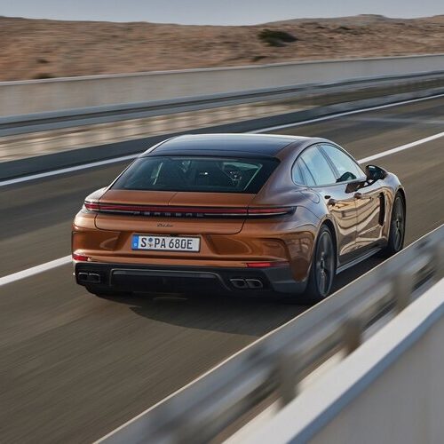 Porsche Panamera 2024 змінився зовні та отримав новий сучасний інтер’єр