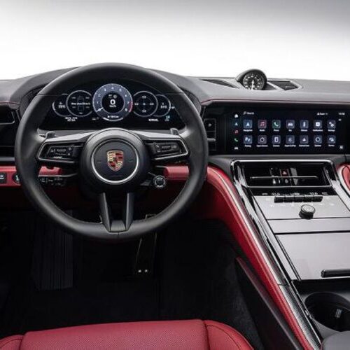 Оновлений Porsche Panamera дебютує наприкінці листопада цього року