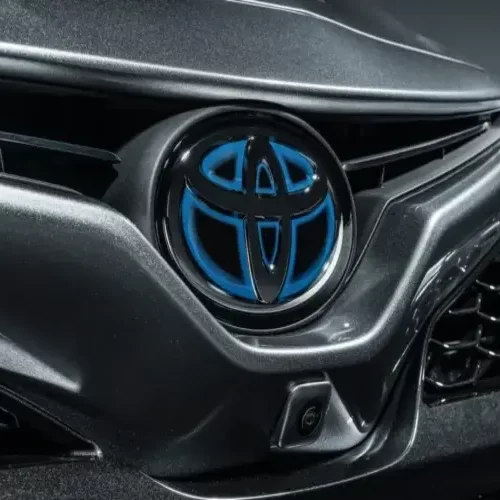 Toyota назвав дату презентації седана Camry нового покоління