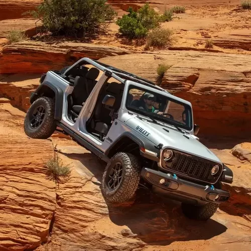 Jeep відкликає гібридні Wrangler 4xe PHEV: причина