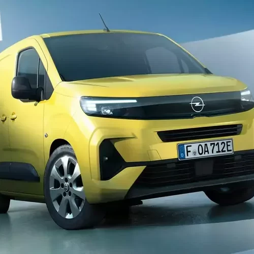 Оновлений Combo від Opel: фейсліфтинг та більше технологій у салоні