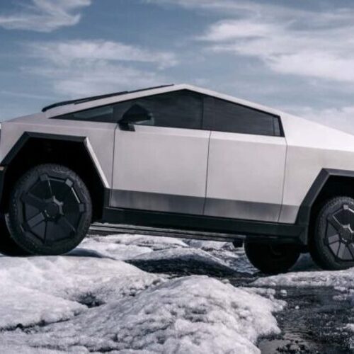 Понад 4 млн грн коштуватиме українцям електромобіль Tesla Cybertruck