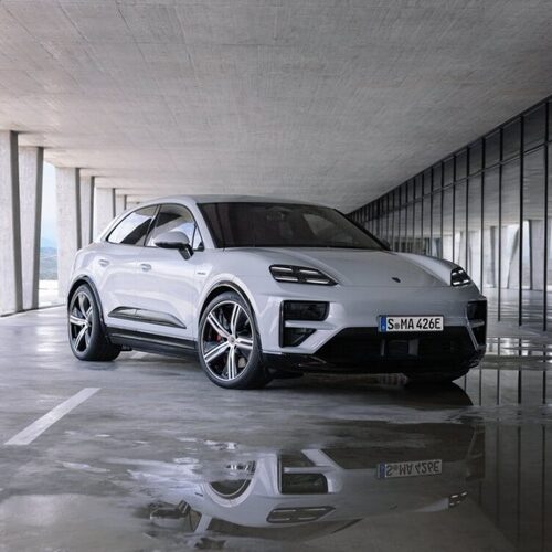 Porsche представив перший електричний позашляховик