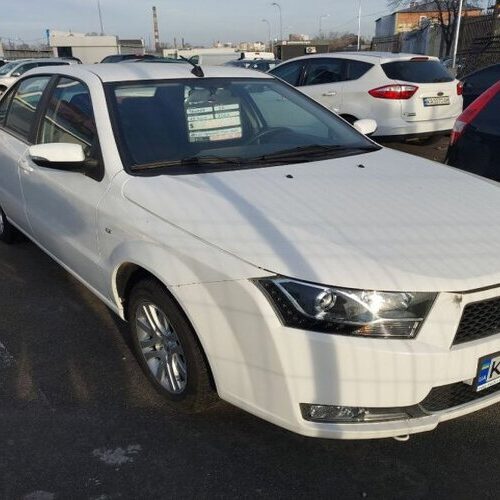В Україні з’явився азербайджанський автомобіль на базі Peugeot