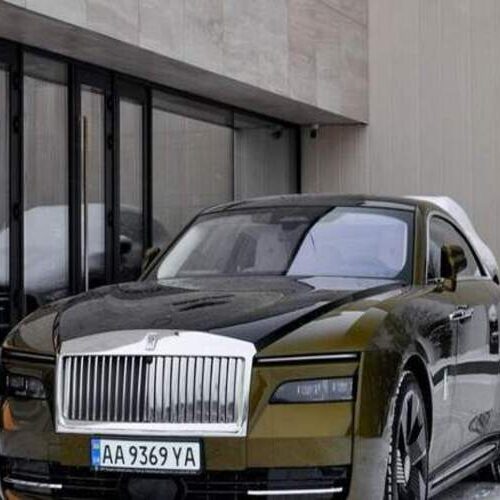 Перший електричний Rolls-Royce Spectre вже є в Україні