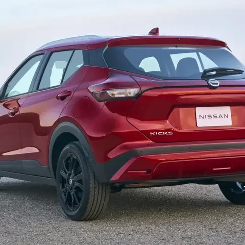 Новий компактний кросовер Nissan піддався критиці власників