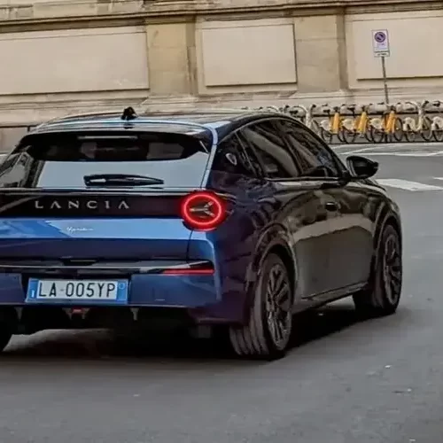 Довгоочікувану недорогу модель Lancia повністю розсекретили