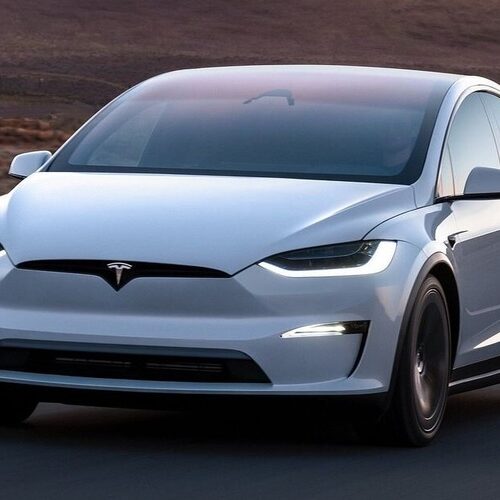 Авторинок фіксує помітне падіння споживчого попиту на продукцію Tesla