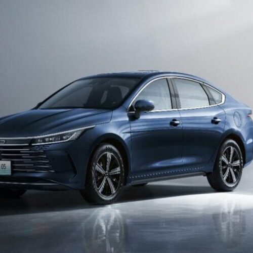 BYD випустив новий гібридний седан за $11 тисяч