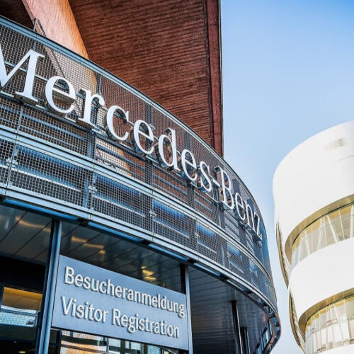 Cтратегію електрифікації Mercedes-Benz визнають провальною