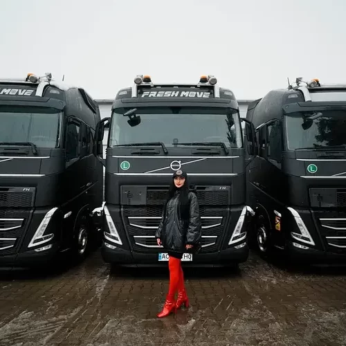 В Україну поставлено партію інноваційних тягачів Volvo