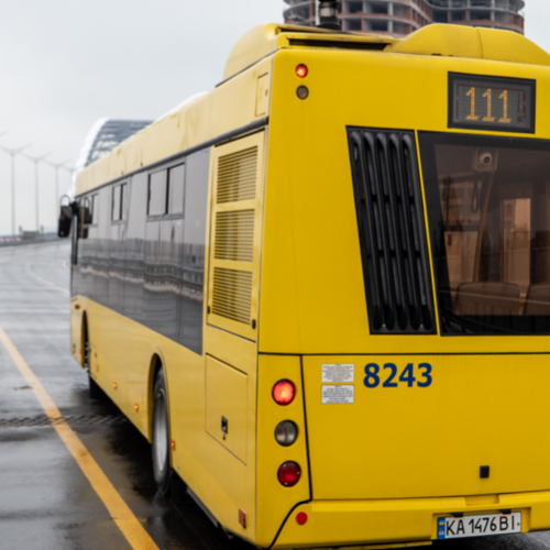 Рух автомобілів Подільським мостом у Києві відновлять влітку