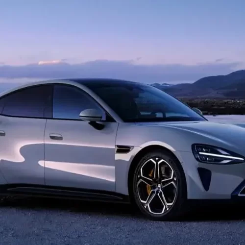 SU7 від Xiaomi виявиться дешевшим за Tesla Model S
