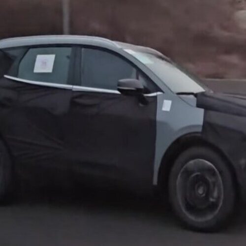 KIA готує до оновлення кросовер Sportage