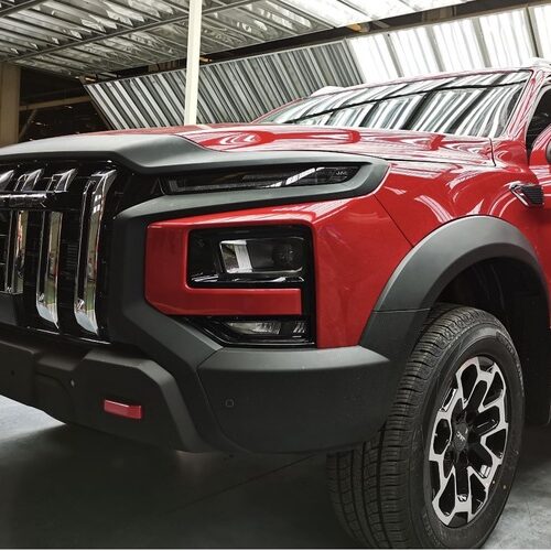 В Україні стартують продажі пікапу нового покоління JAC T9