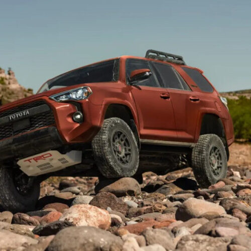 Позашляховик Toyota 4Runner планують оновити
