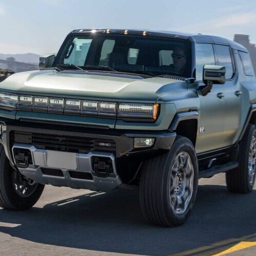 Продажі електромобіля Hummer EV зросли на тисячі відсотків