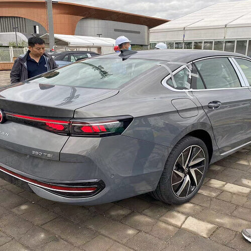 Новий преміальний седан Volkswagen Magotan привезли на Пекінський автосалон