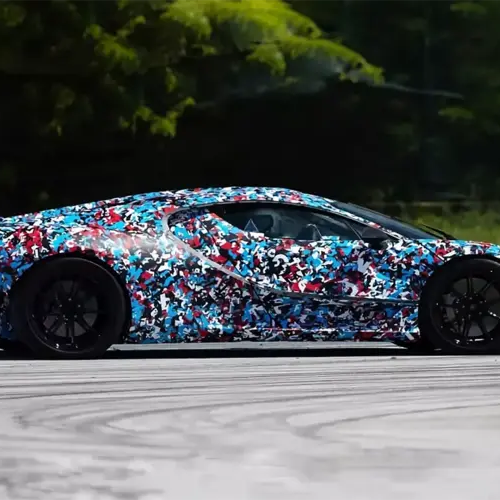 Bugatti показала перше фото нового гіперкара
