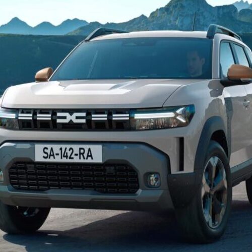 Dacia Duster третього покоління отримає нові функції