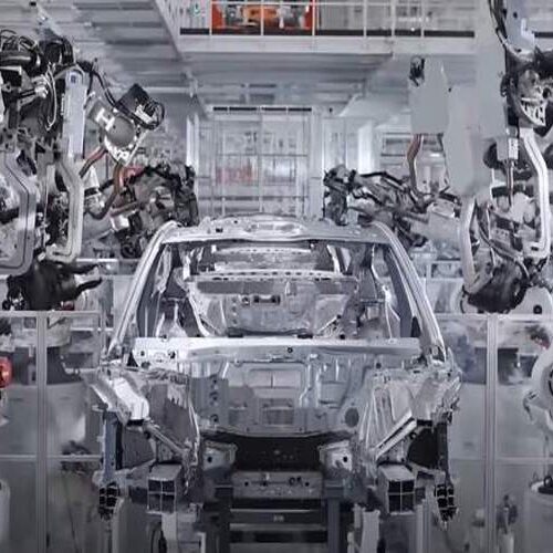 Xiaomi збирає один автомобіль за 76 секунд