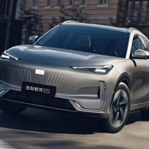 Geely показала бюджетний електрокросовер: запас ходу до 2000 км