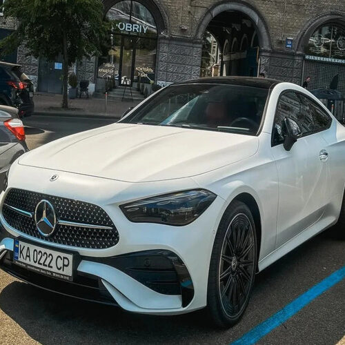 В Україні з’явився новітній елегантний спорткар Mercedes-Benz