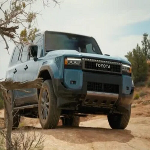 Toyota показала ще один варіант найдешевшої моделі LC
