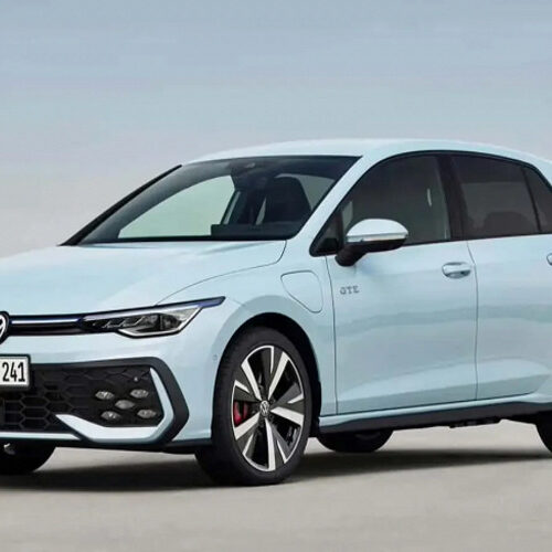 Volkswagen назвав ціни на оновлені моделі Golf