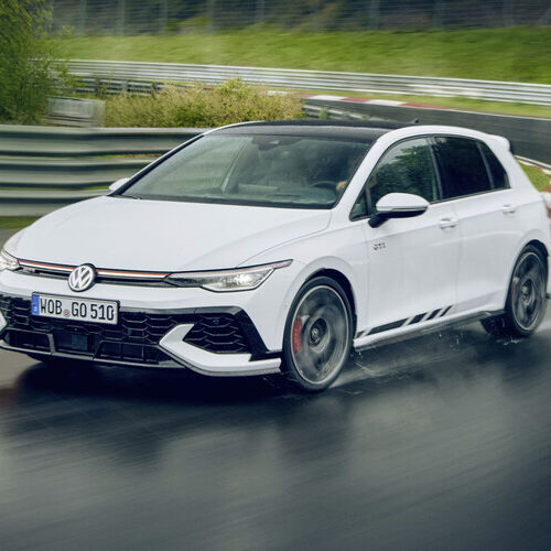 Volkswagen Golf GTI отримав оновлення дизайну та технологій