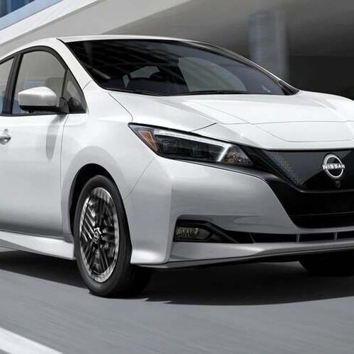 Nissan Leaf став найдешевшим електромобілем в Америці