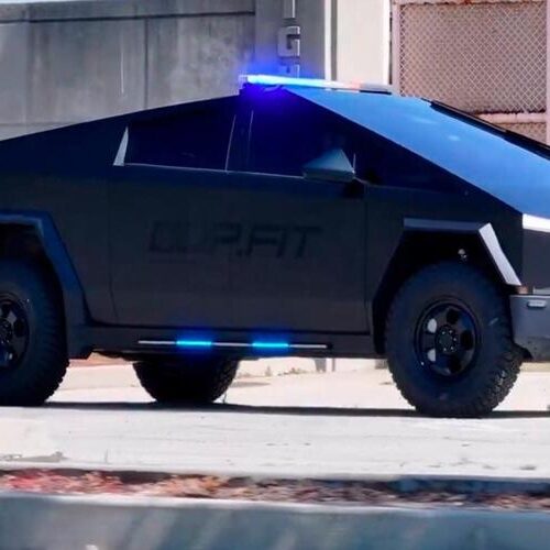 Tesla Cybertruck модернізують у поліцейський автомобіль