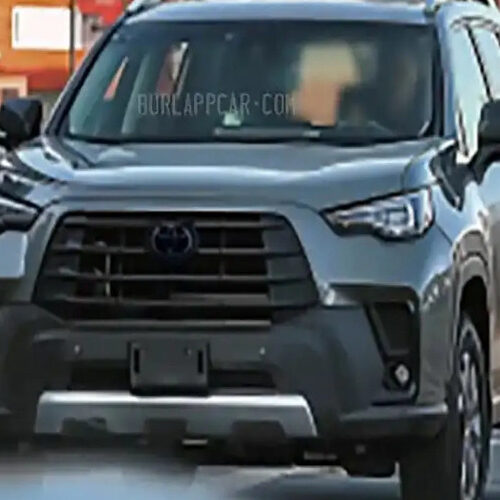 Новий кросовер Toyota RAV4 розсекретили до прем’єри (фото)