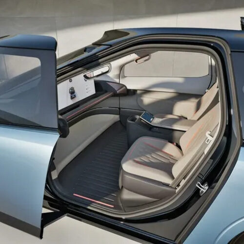 Без керма та педалей: новий бренд автомобілів Rimac