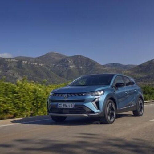 Renault розповіла про оснащення нового доступного кросовера Symbioz